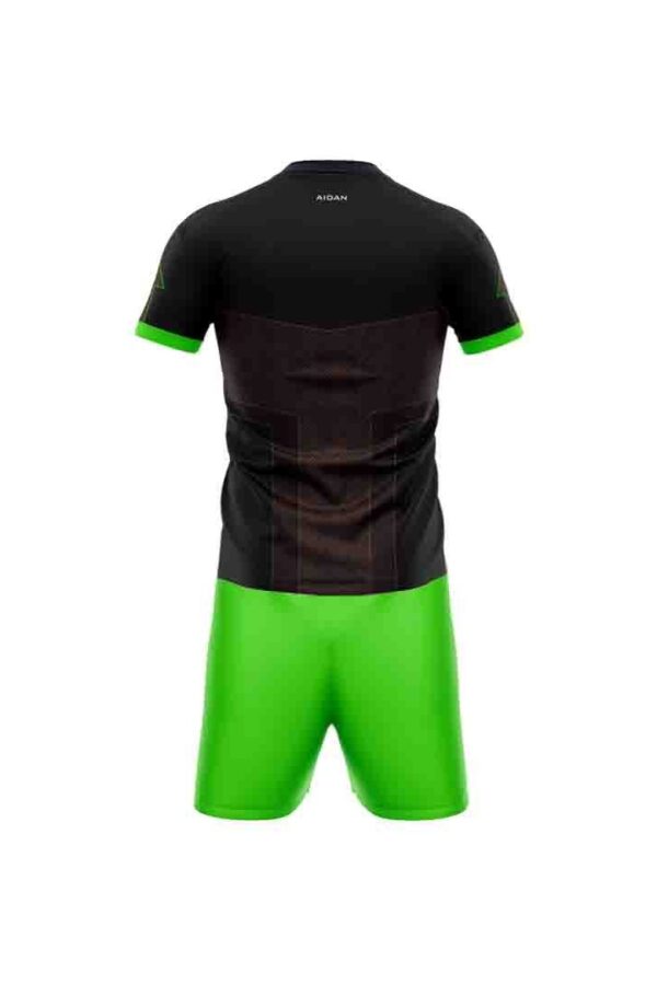 Introducing the epitome of style, comfort, and performance in a BADMINTON SET!