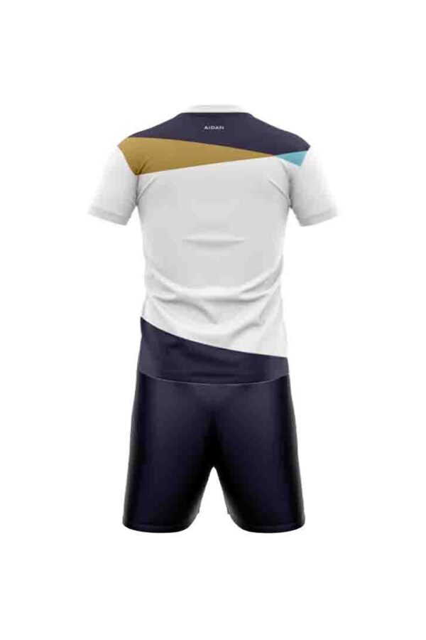 our BADMINTON SET is meticulously crafted to elevate your game to new heights. Whether you’re a casual player or a seasoned pro, you’ll appreciate the exceptional quality, superior comfort, and enhanced performance this set brings to the court.